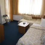 Deskoni's Place 招待所