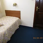 招待所 Deskoni's Place 洛泽内茨